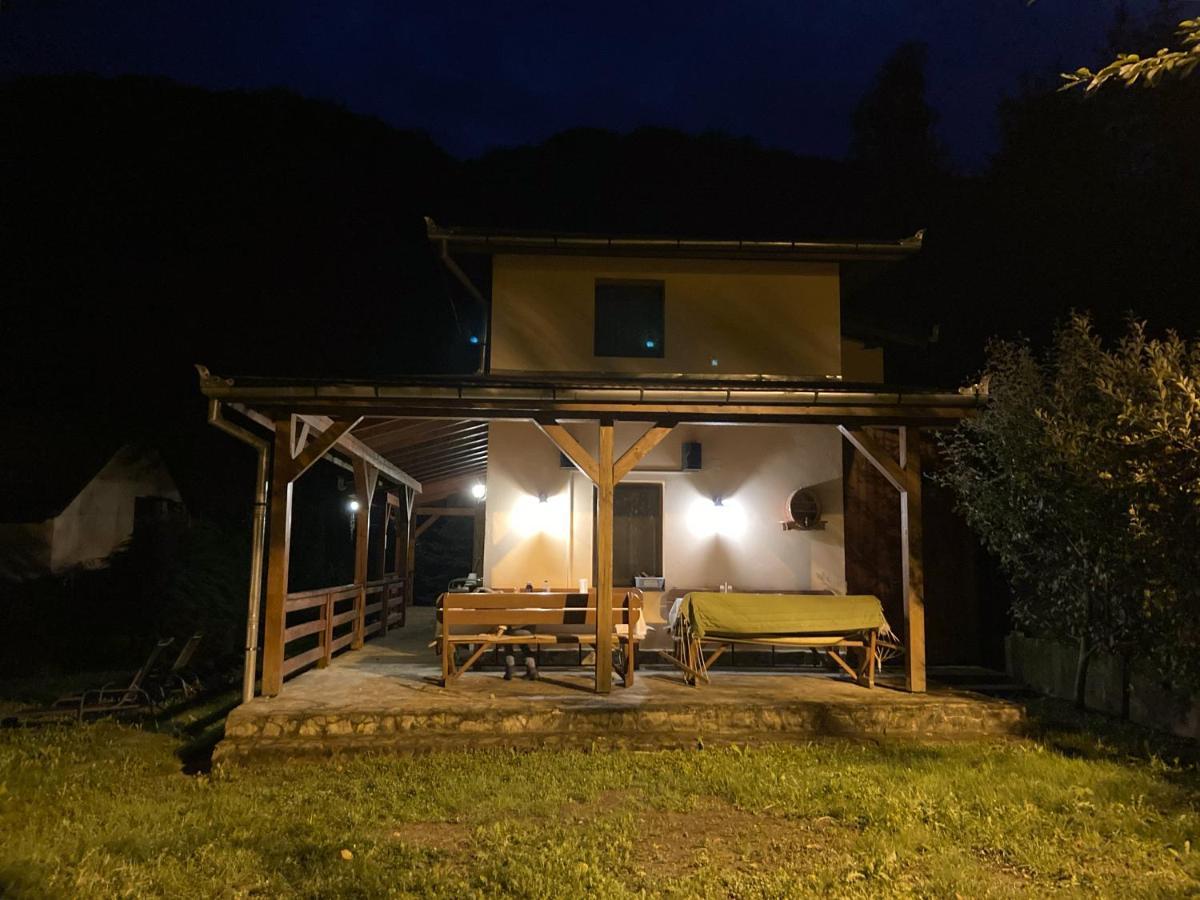 Treehouse Villa Padurea Neagra Buitenkant foto